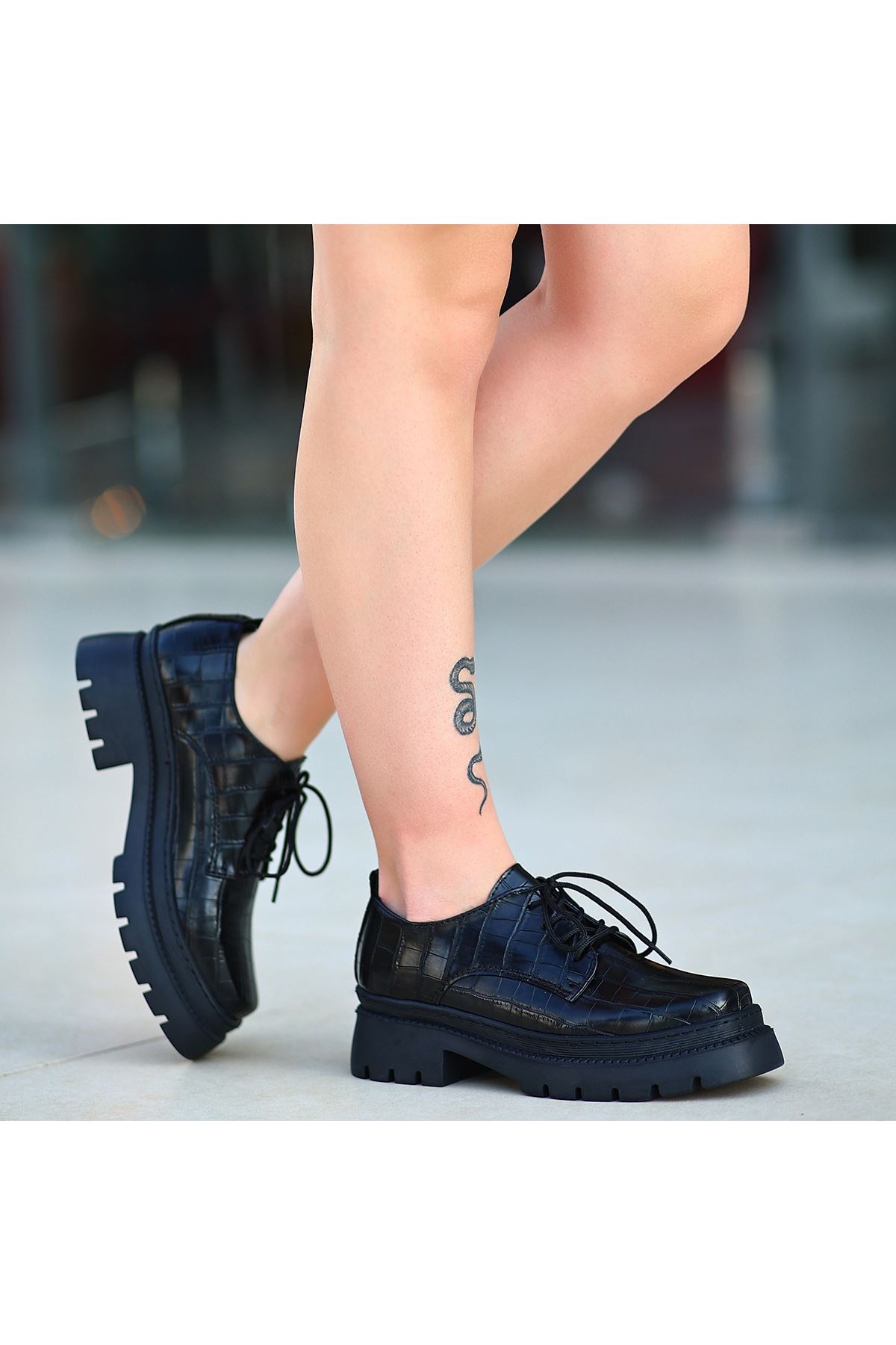 Calis Siyah Cilt Desenli Bağcıklı Ayakkabı