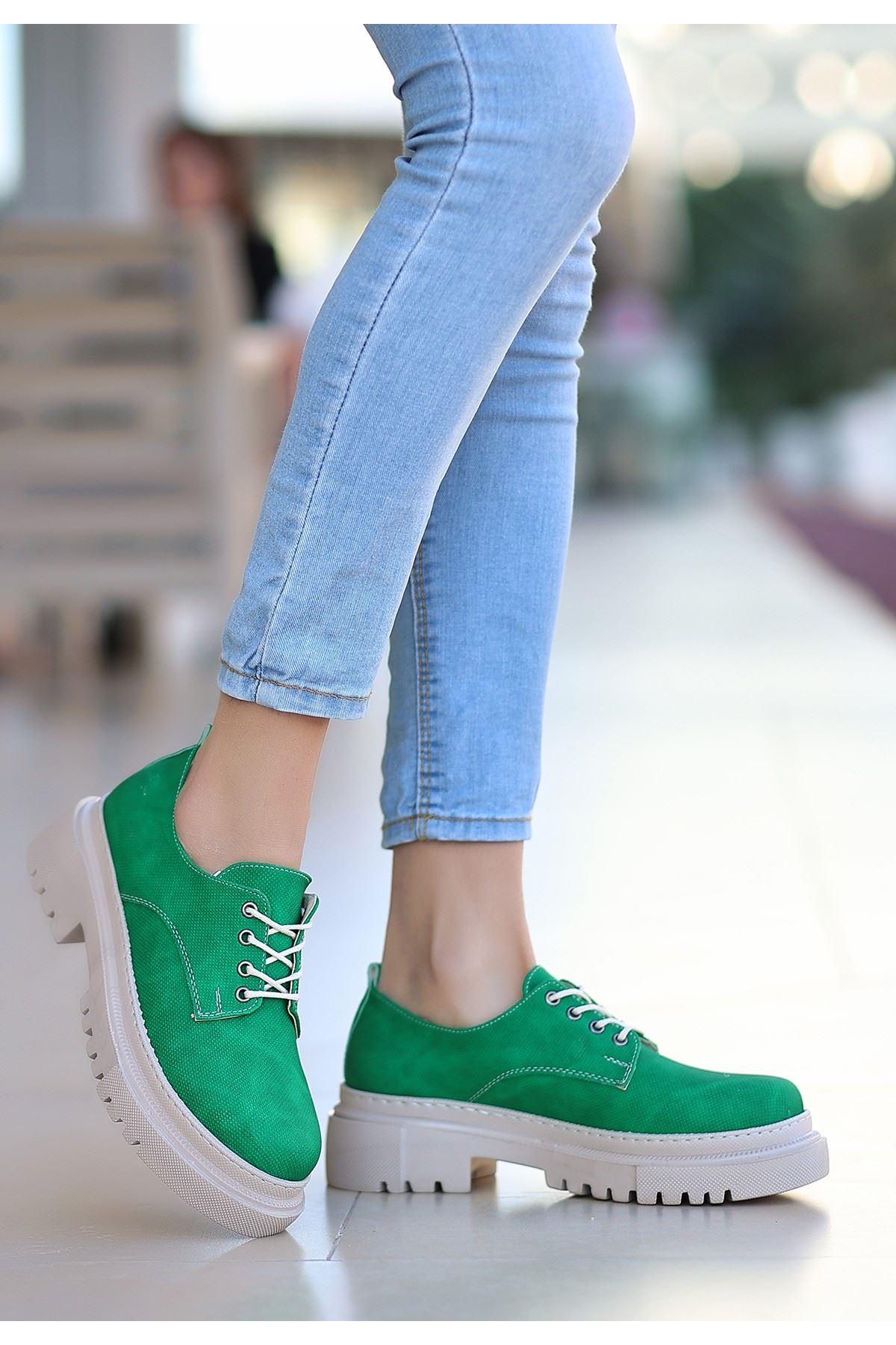 Teri Yeşil Cilt Desenli Bağcıklı Ayakkabı