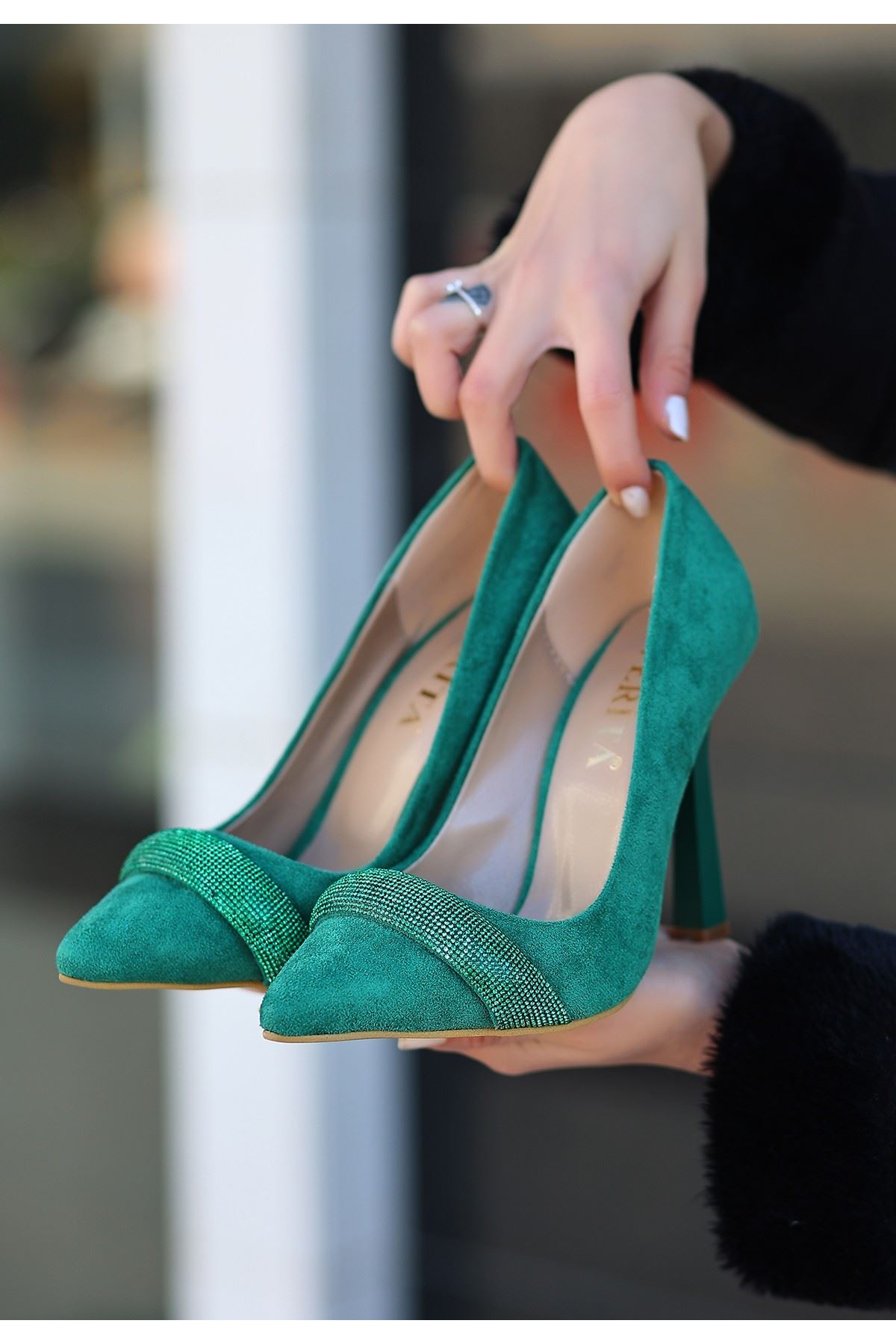 Gida Yeşil Süet Stiletto Ayakkabı