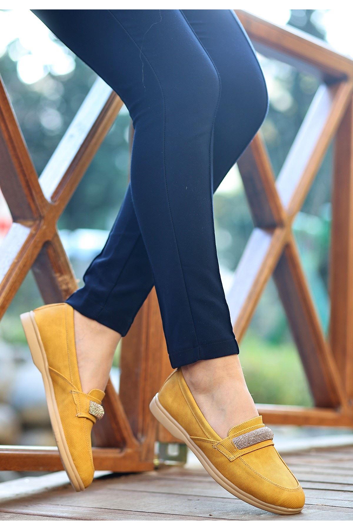 Feri Hardal Sarısı Cilt Desenli Babet Ayakkabı