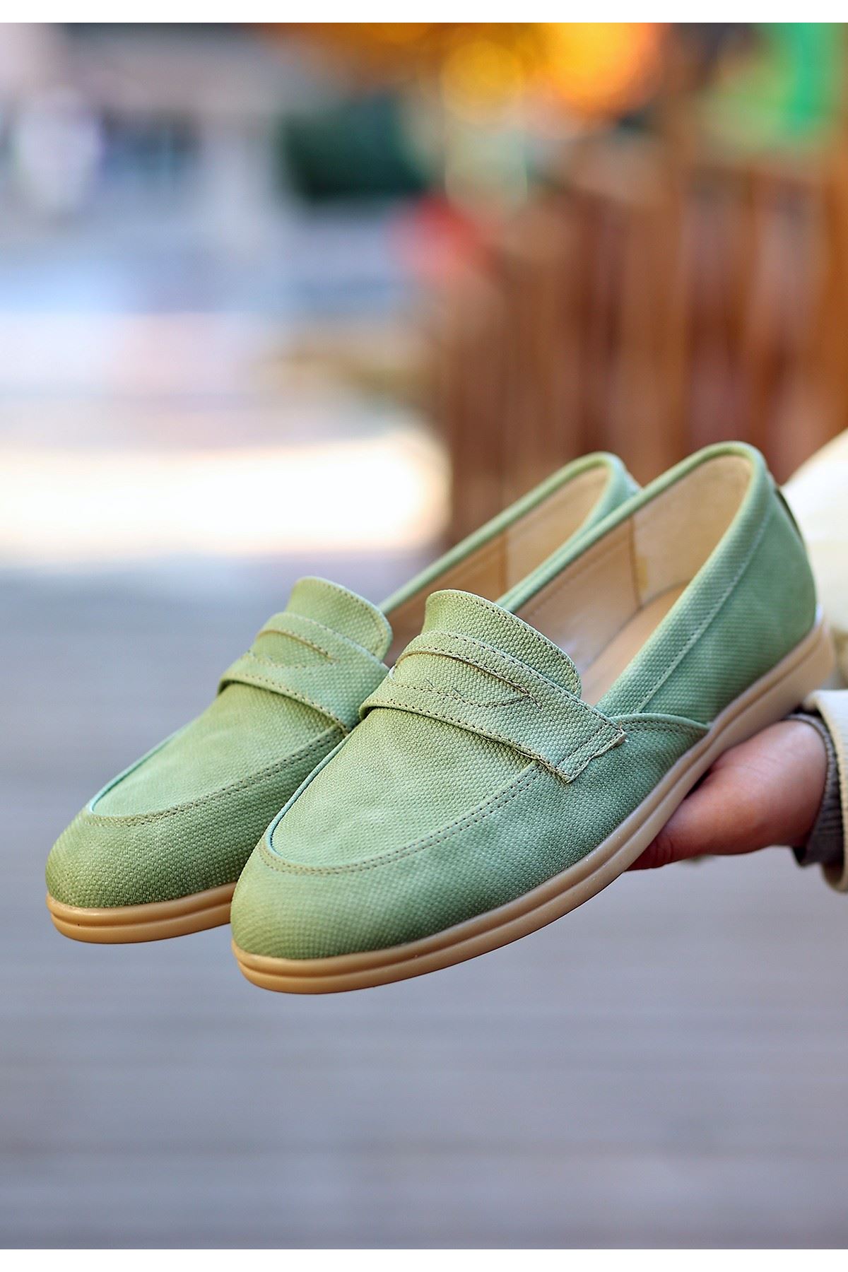 Ella Mint Yeşili Cilt Desenli Babet Ayakkabı