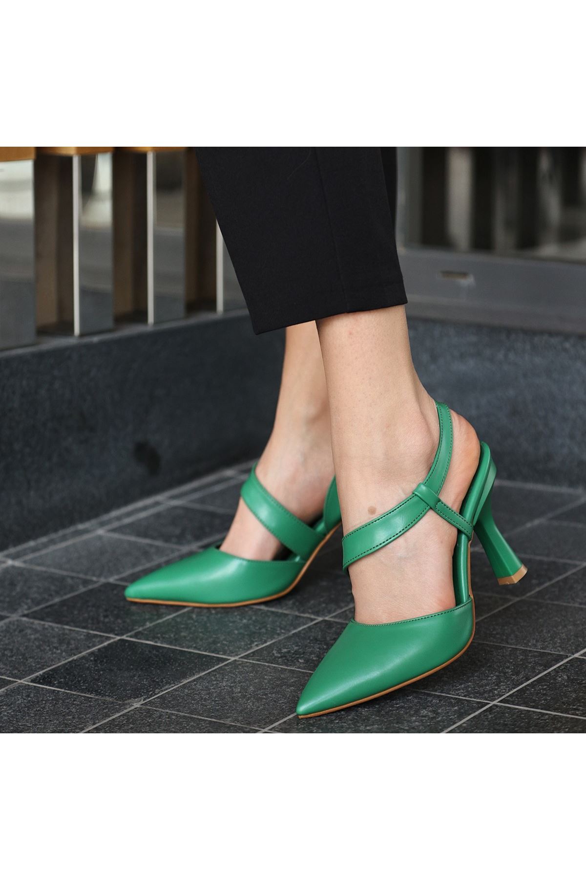 Rogi Yeşil Cilt Topuklu Ayakkabı