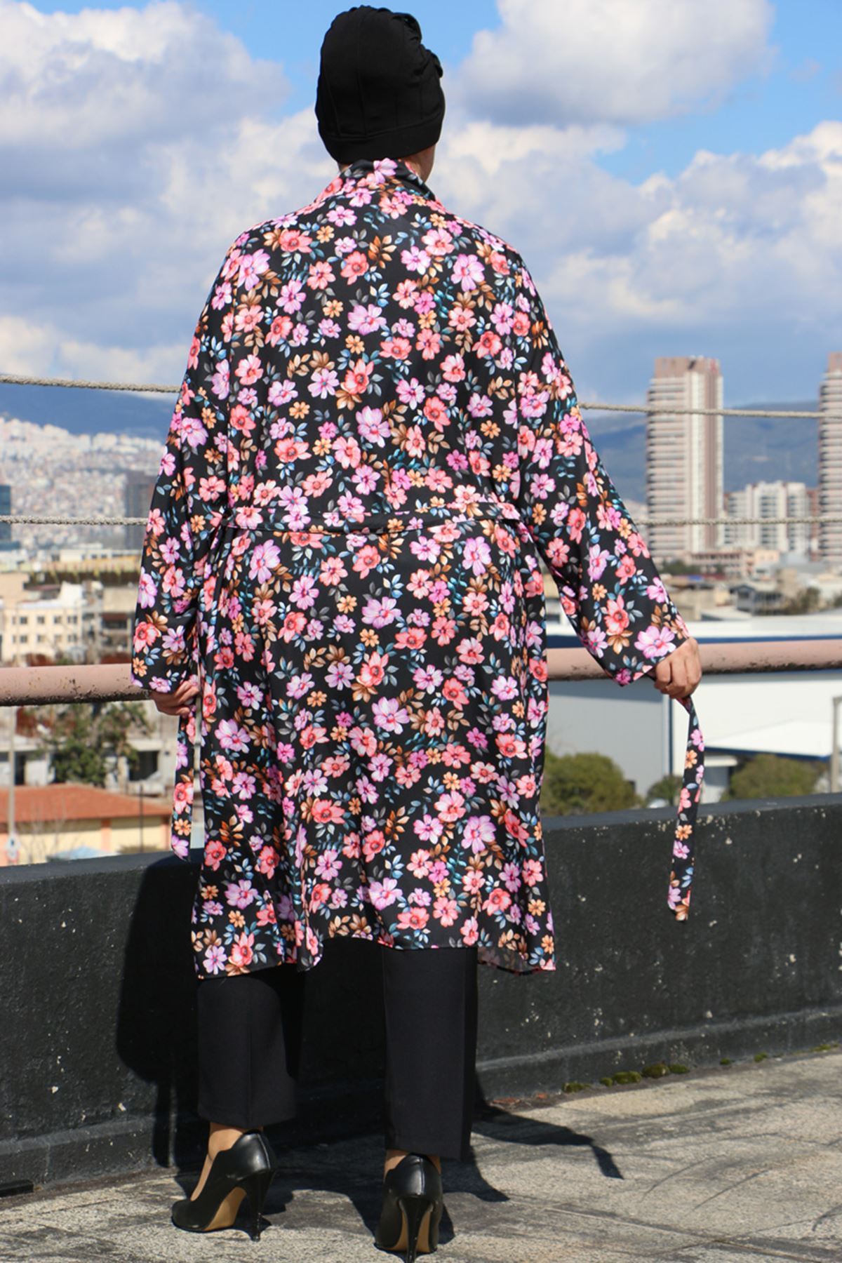 33013 Büyük Beden Desenli  Jesica  Kimono-Manolya Desen Siyah