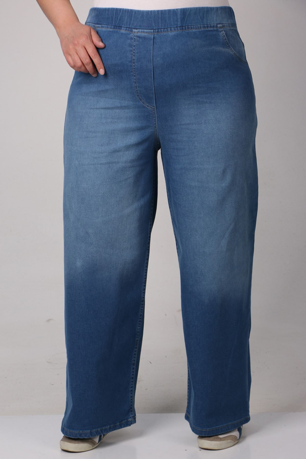 9182-3 Büyük Beden Beli Lastikli Bol Paça Kot Pantolon - Taşlamalı Mavi