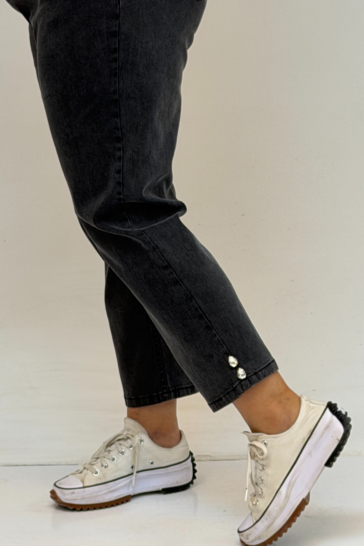 59045 Büyük Beden Paçası Taş Detaylı Boyfriend Kot Pantolon - Antrasit