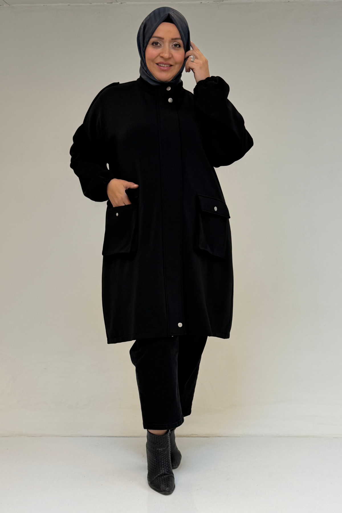 53056 Büyük Beden Hakim Yakalı Cepli Çelik Kap - Siyah