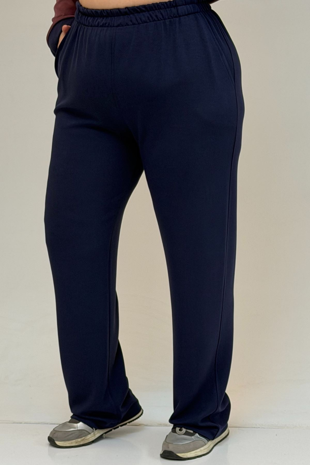 47056 Büyük Beden Garnili Boydan Fermuarlı Pantolonlu Modal Takım - Gül-Lacivert