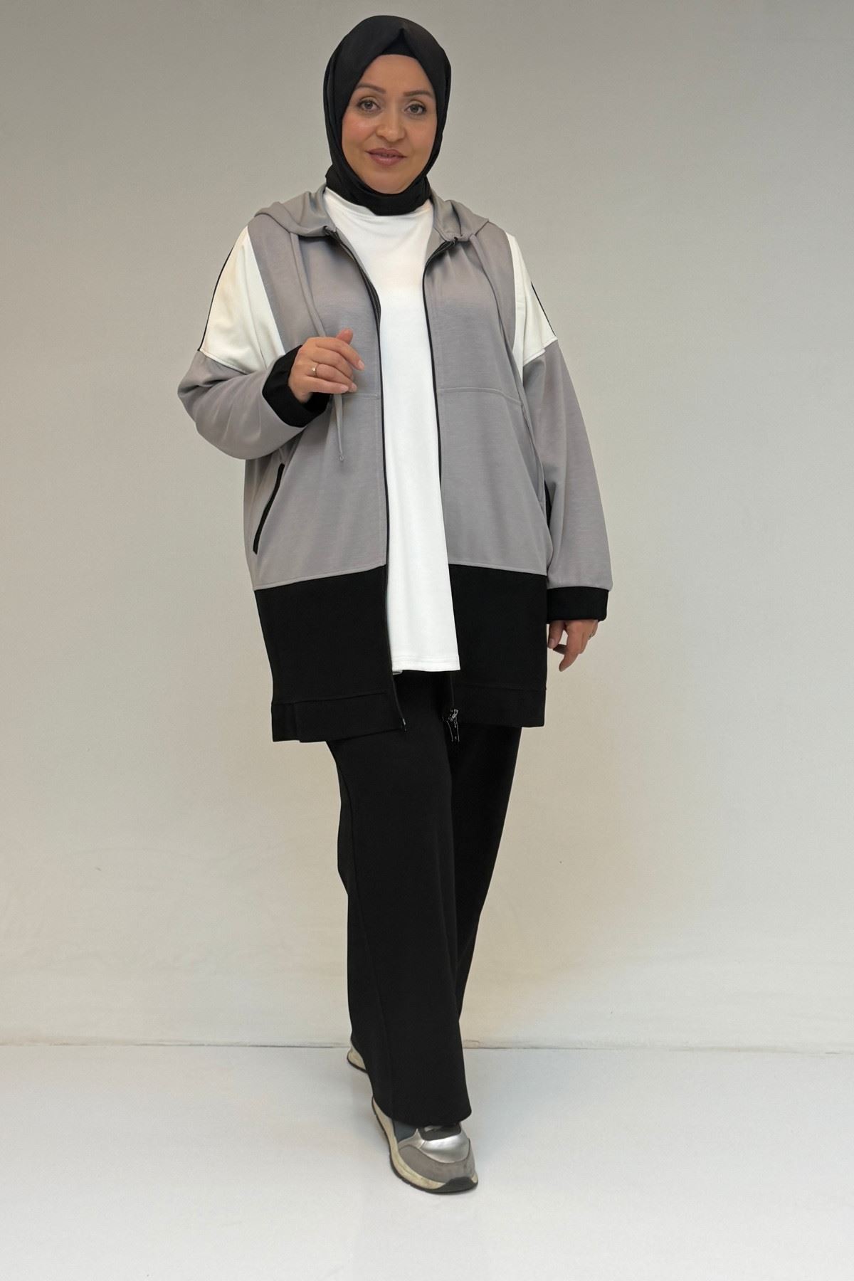 47056 Büyük Beden Garnili Boydan Fermuarlı Pantolonlu Modal Takım - Gri-Siyah