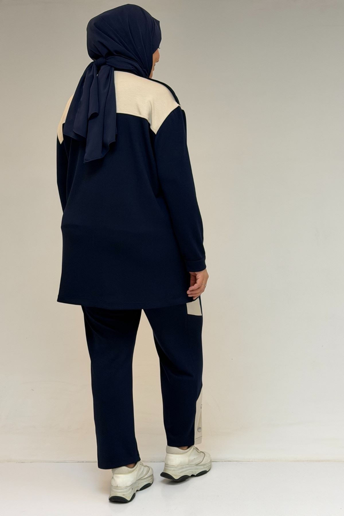 57042 Büyük Beden Yarım Patlı Çıtçıtlı Modal Pantolonlu Takım - Lacivert