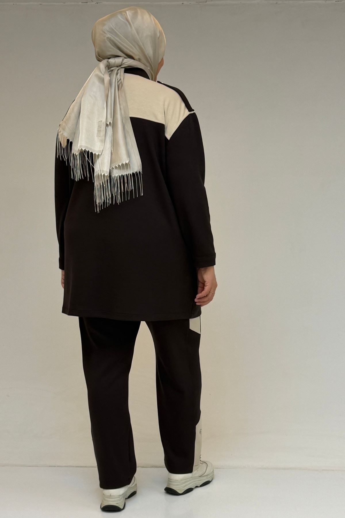 57042 Büyük Beden Yarım Patlı Çıtçıtlı Modal Pantolonlu Takım - Kahve