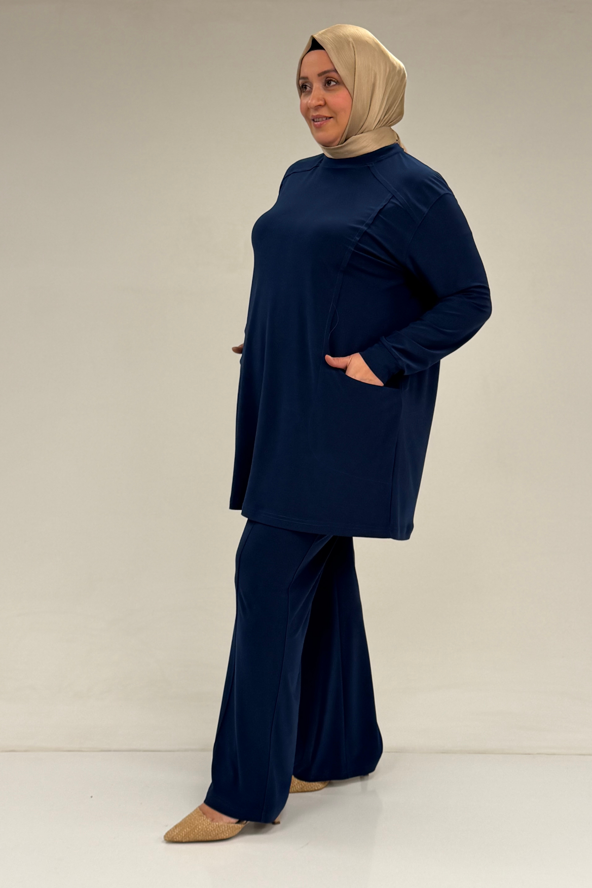 67031 Büyük Beden Yanları Cep Detaylı Pantolonlu Sandy Takım - İndigo