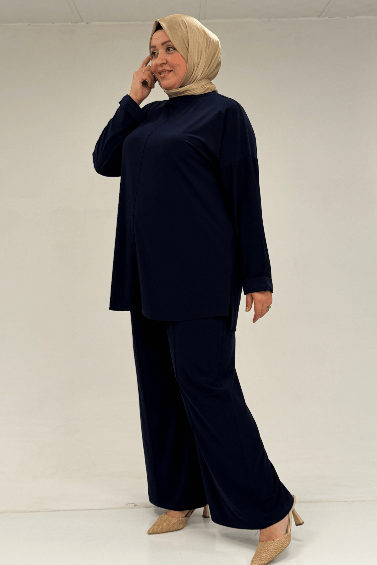 67001 Büyük Beden Kol Manşeti Duble Model Sandy Pantolonlu Takım - Lacivert