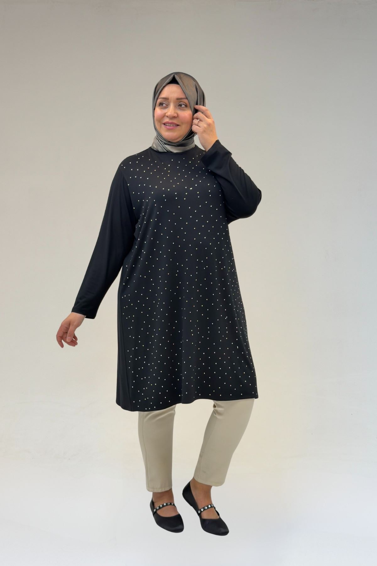68001 Büyük Beden Önü Taş Baskı Detaylı Penye Tunik - Siyah