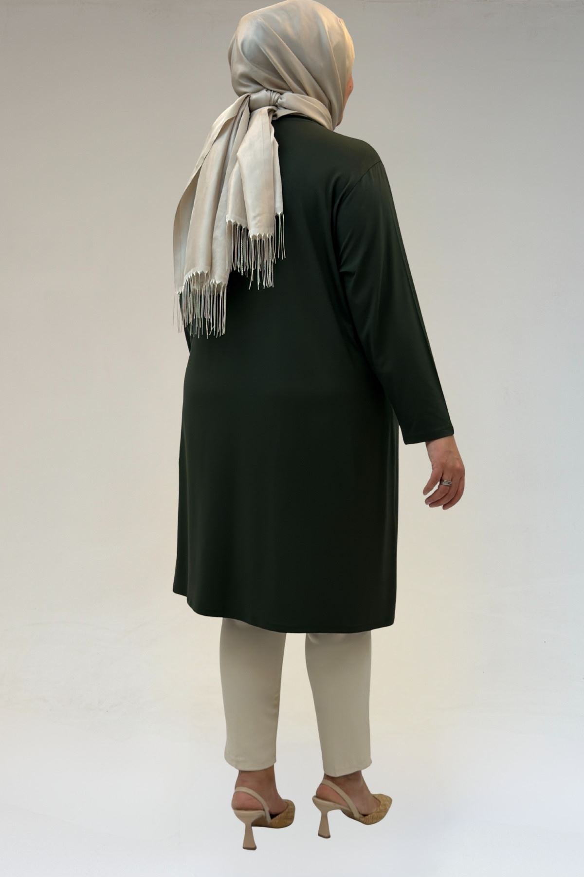 68001 Büyük Beden Önü Taş Baskı Detaylı Penye Tunik - Siyah