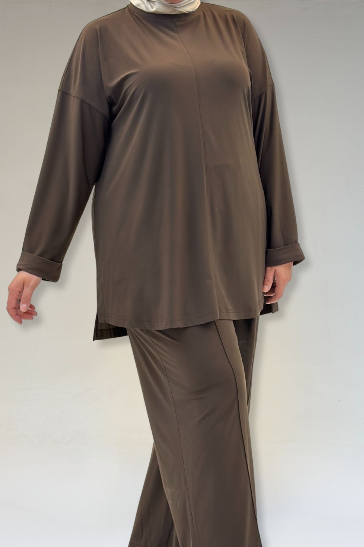 67001 Büyük Beden Kol Manşeti Duble Model Sandy Pantolonlu Takım - Kahve