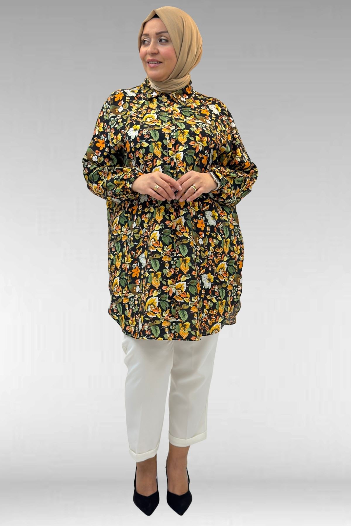 68010 Büyük Beden Yanları Yırtmaçlı Kolları Lastikli Mango Tunik - Desenli Siyah
