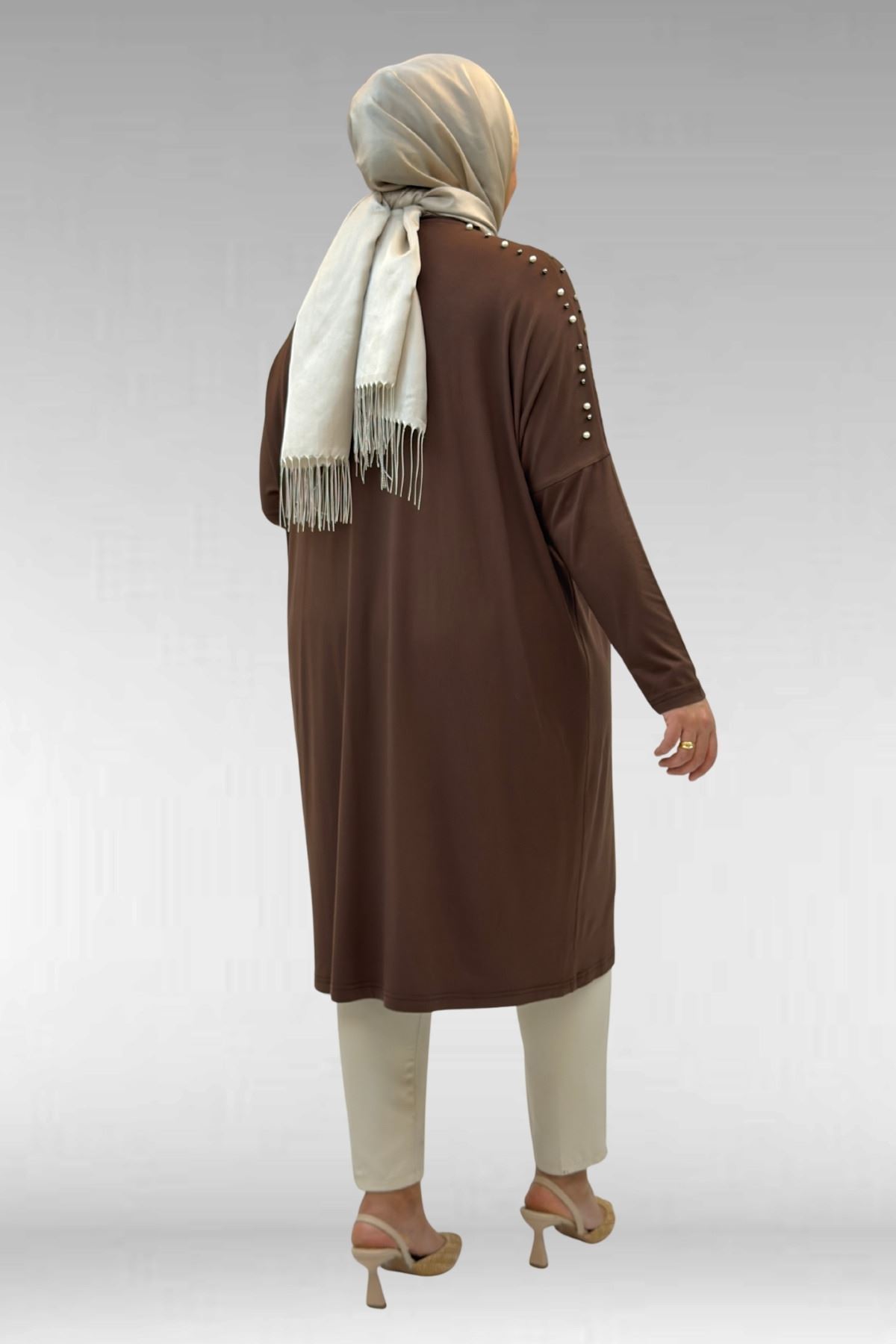 68012 Büyük Beden Omuzları Taş Detaylı Penye Tunik - Kahve