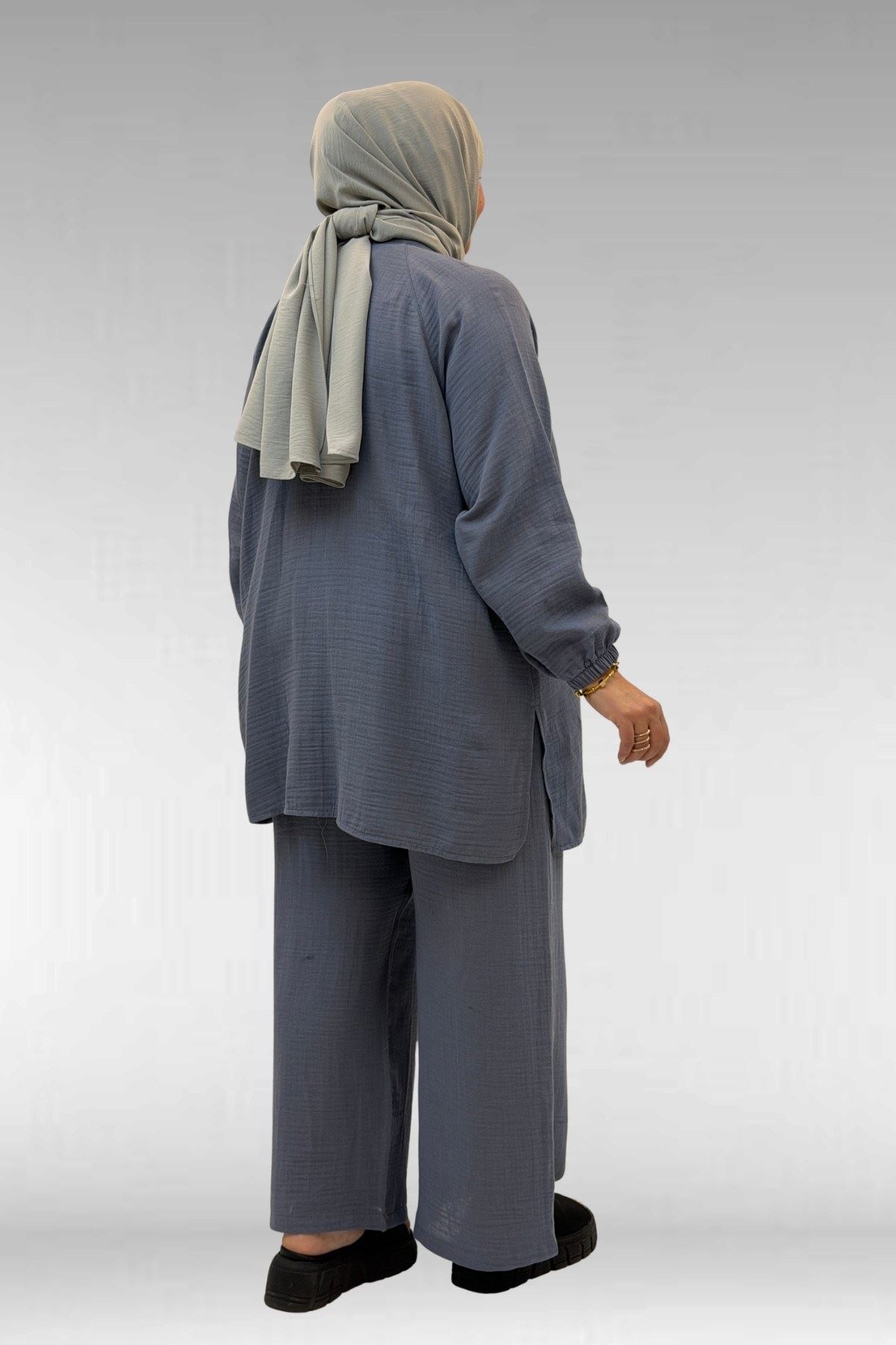 67039 Büyük Beden Yarım Patlı Sıfır Yaka Müslin Pantolonlu Takım - Antrasit