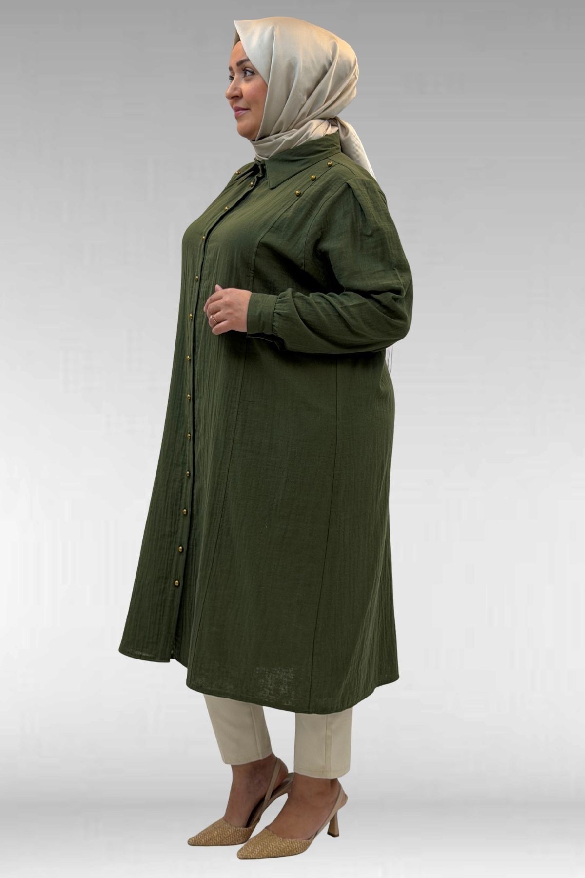 68021 Büyük Beden Düğme Detaylı Müslin Gömlek - Haki