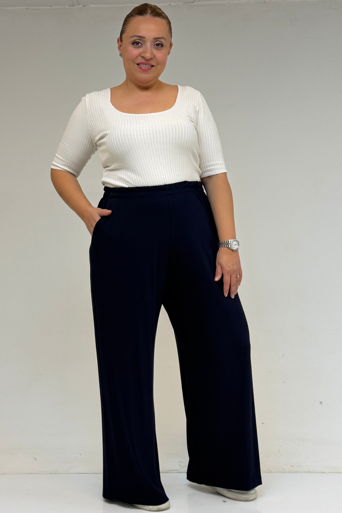 39000 Büyük Beden Yüksek Beli Lastikli Bol Paça Penye Pantolon - Lacivert