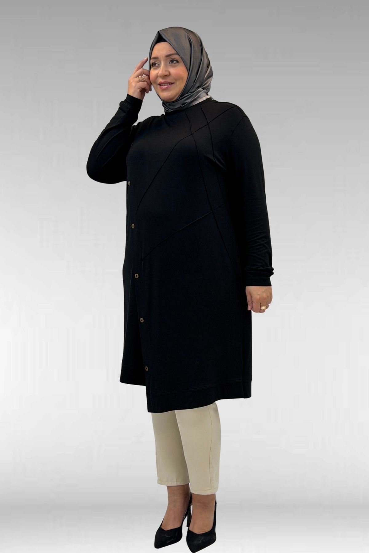 68006 Büyük Beden Pat Üzeri Düğme Detaylı Penye Tunik - Siyah