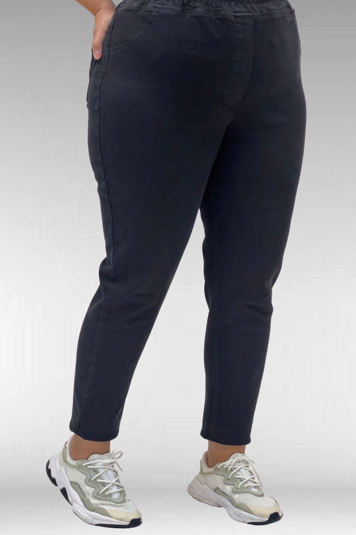 69002 Büyük Beden Beli Lastikli Darpaça Uzun Kot Pantolon - Siyah