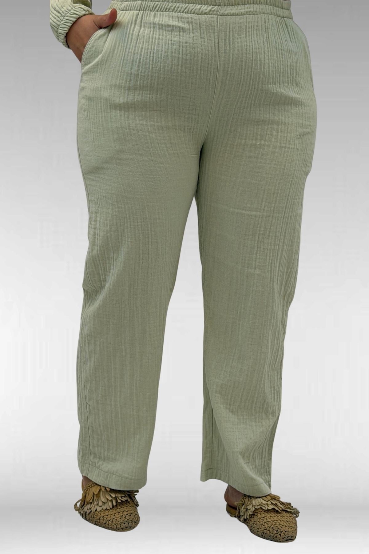 67044 Büyük Beden Asimetrik Kesim Pantolonlu Müslin Takım - Su Yeşili