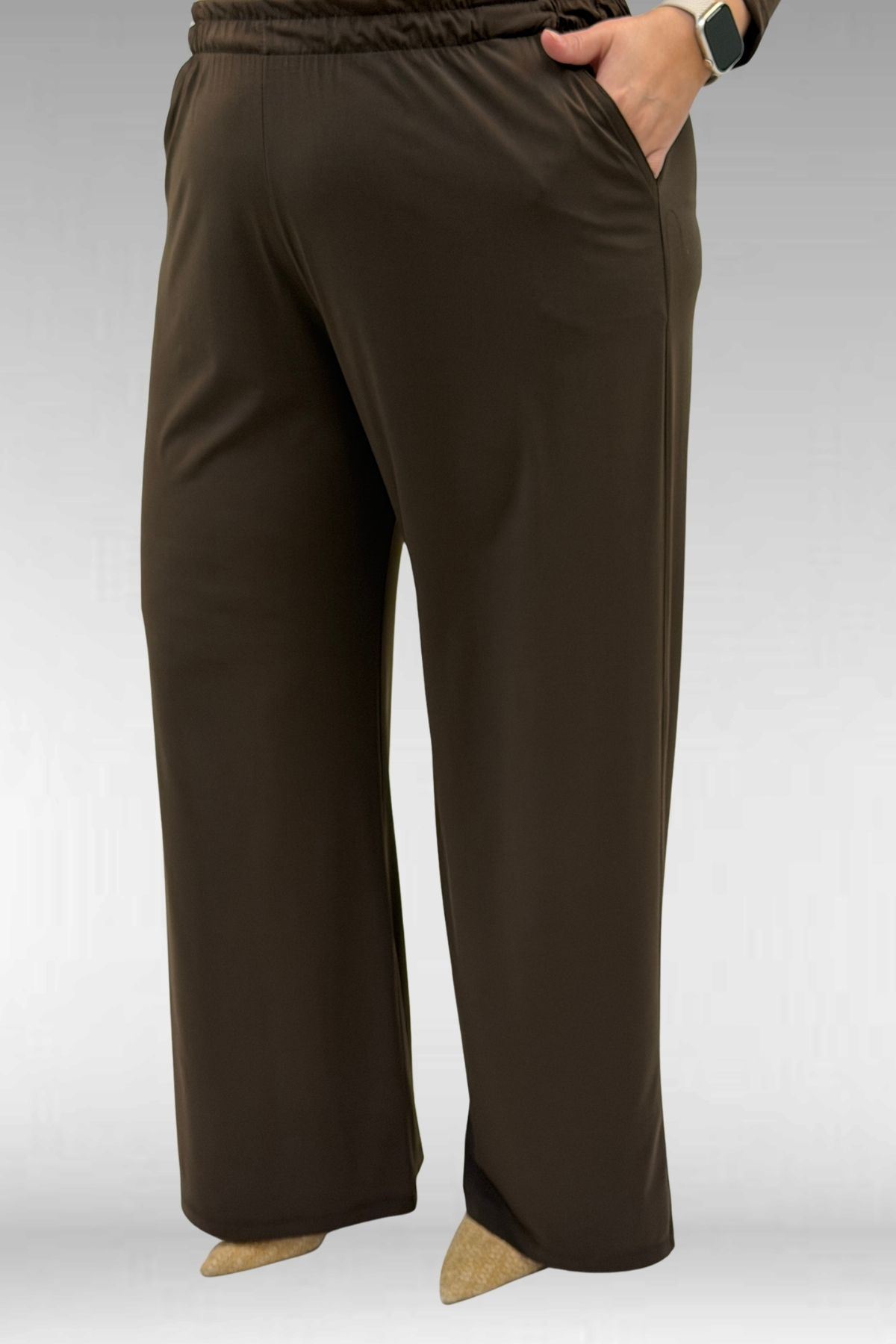 67043 Büyük Beden Püskül Detaylı Sandy Pantolonlu Takım - Kahve