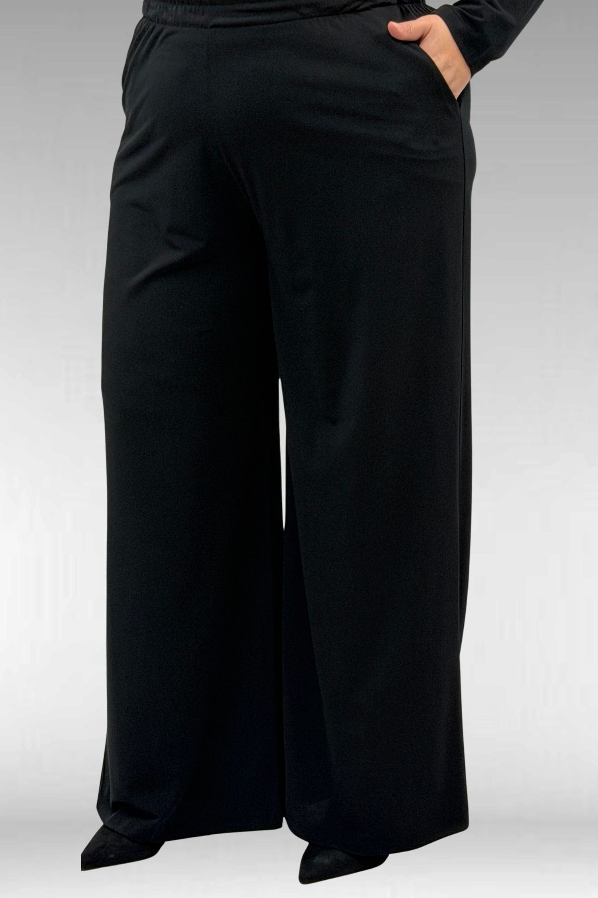 67043 Büyük Beden Püskül Detaylı Sandy Pantolonlu Takım - Siyah