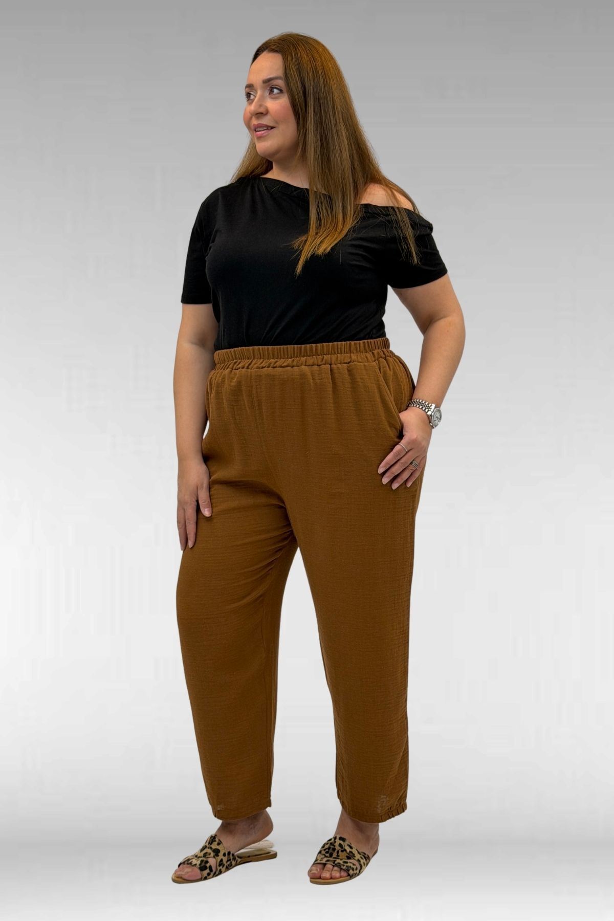 59022 Büyük Beden Paçası Yarım Lastikli Müslin Pantolon - Kahve