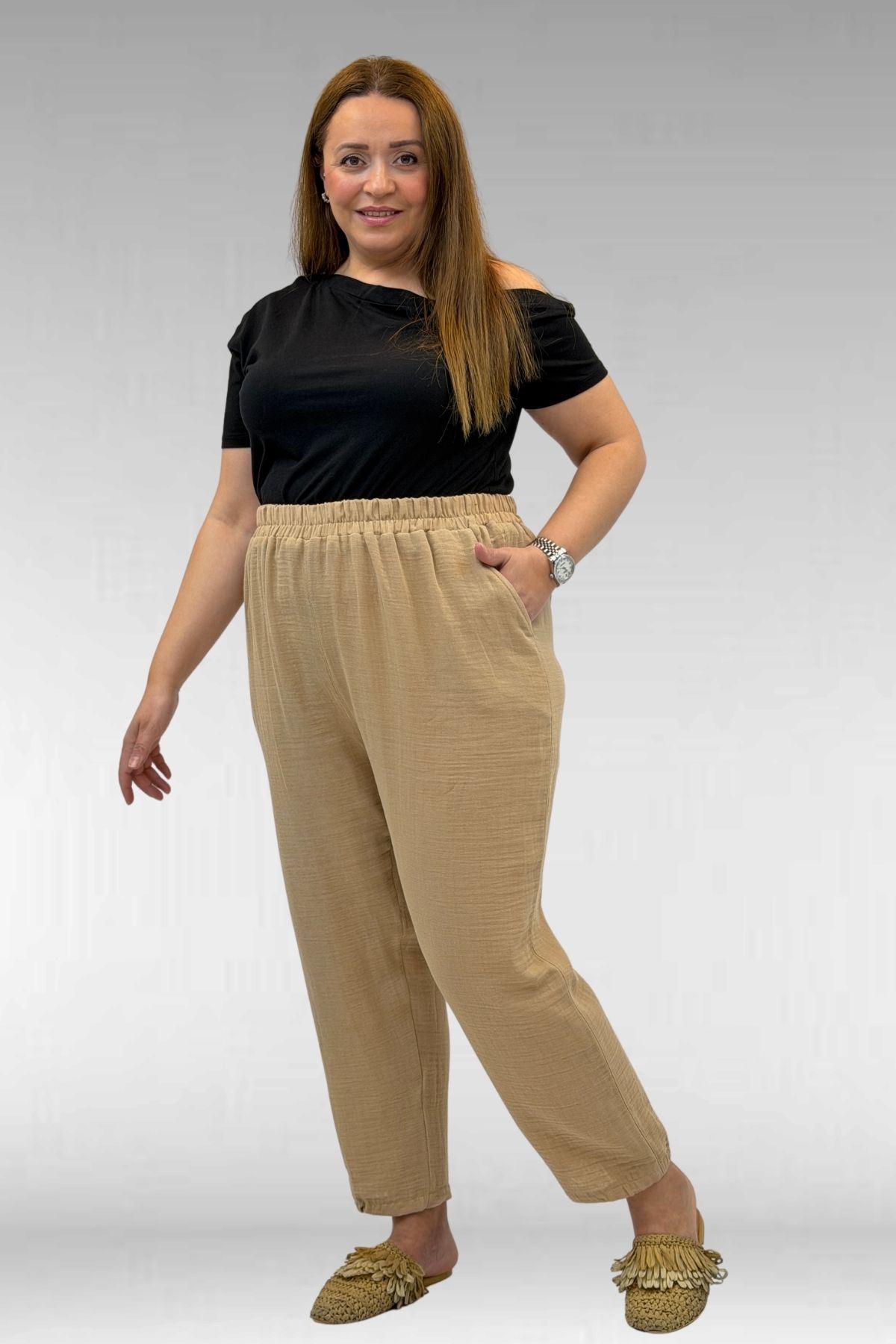 59022 Büyük Beden Paçası Yarım Lastikli Müslin Pantolon - Bej