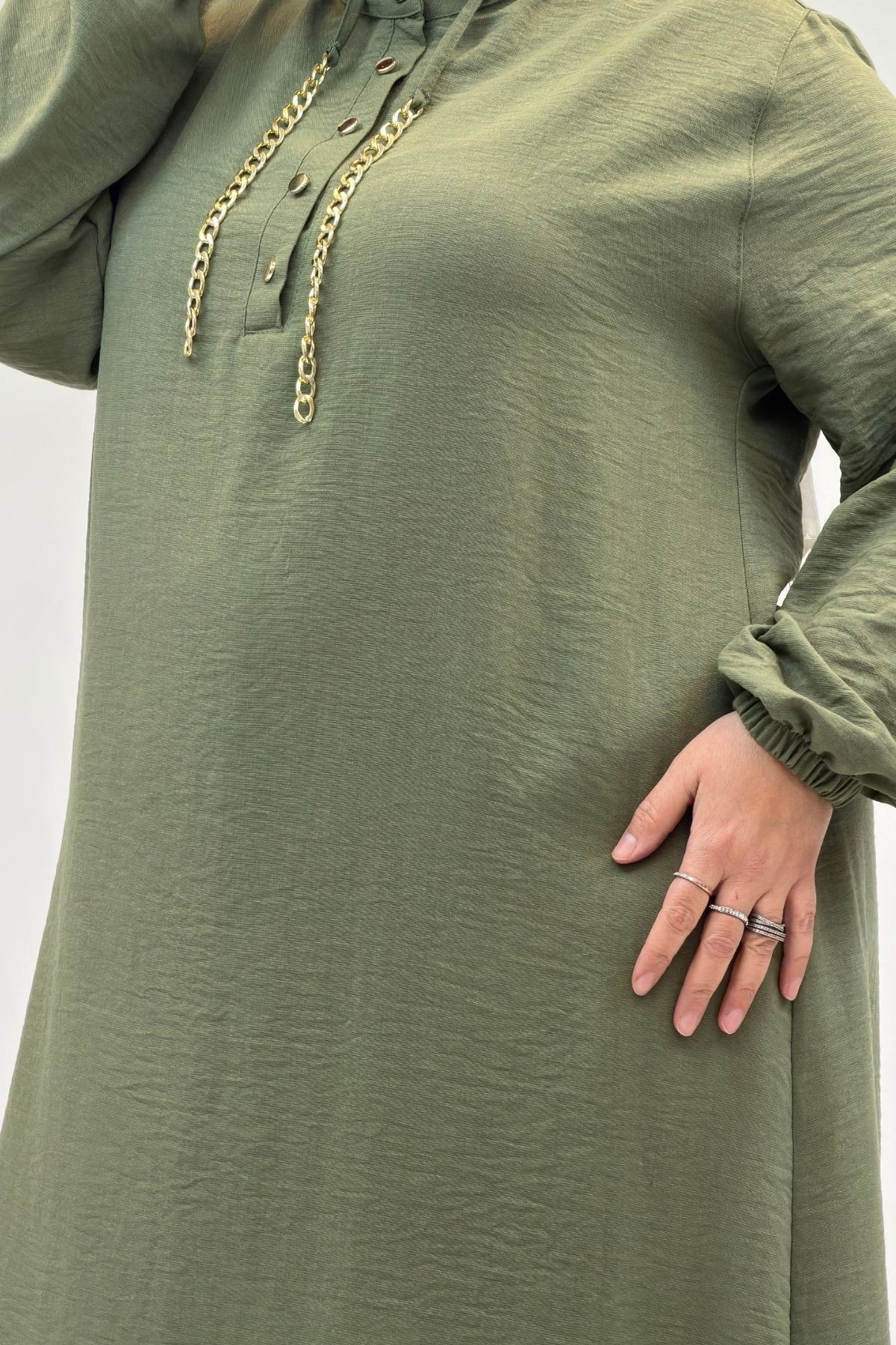 42010 Büyük Beden Keten Airobin Zincir Detaylı Elbise - Haki