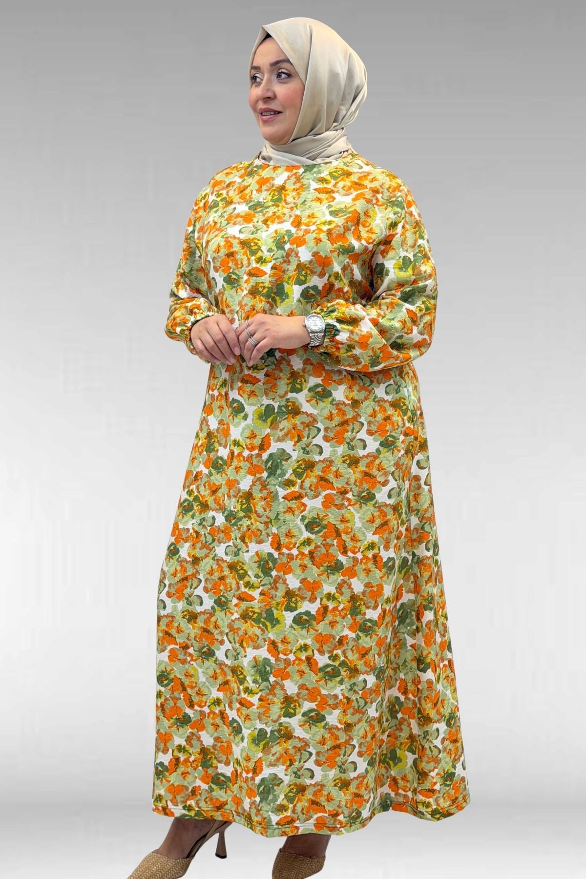 62007 Büyük Beden Kolu Lastikli Elbise - Çiçek Desen Yeşil