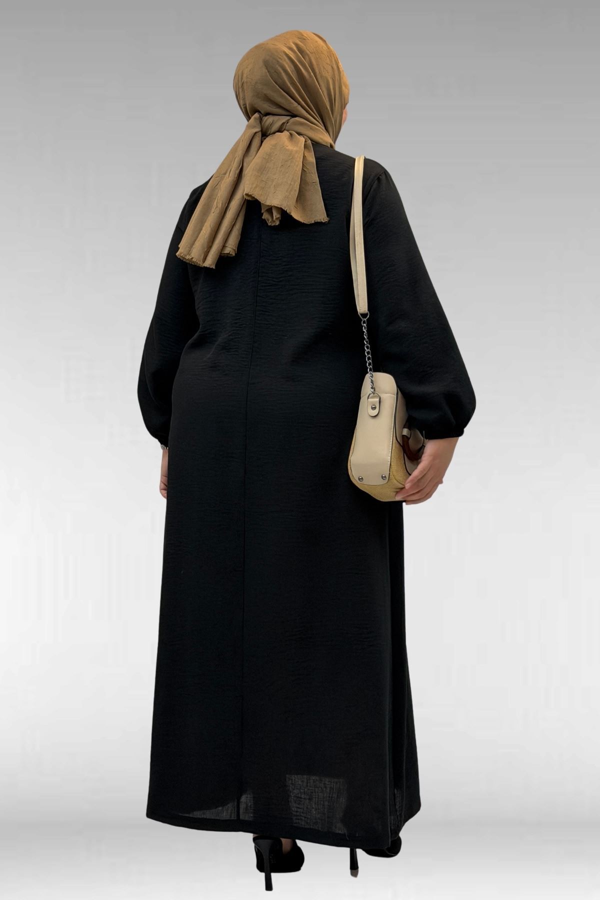 62007 Büyük Beden Kolu Lastikli Elbise - Siyah