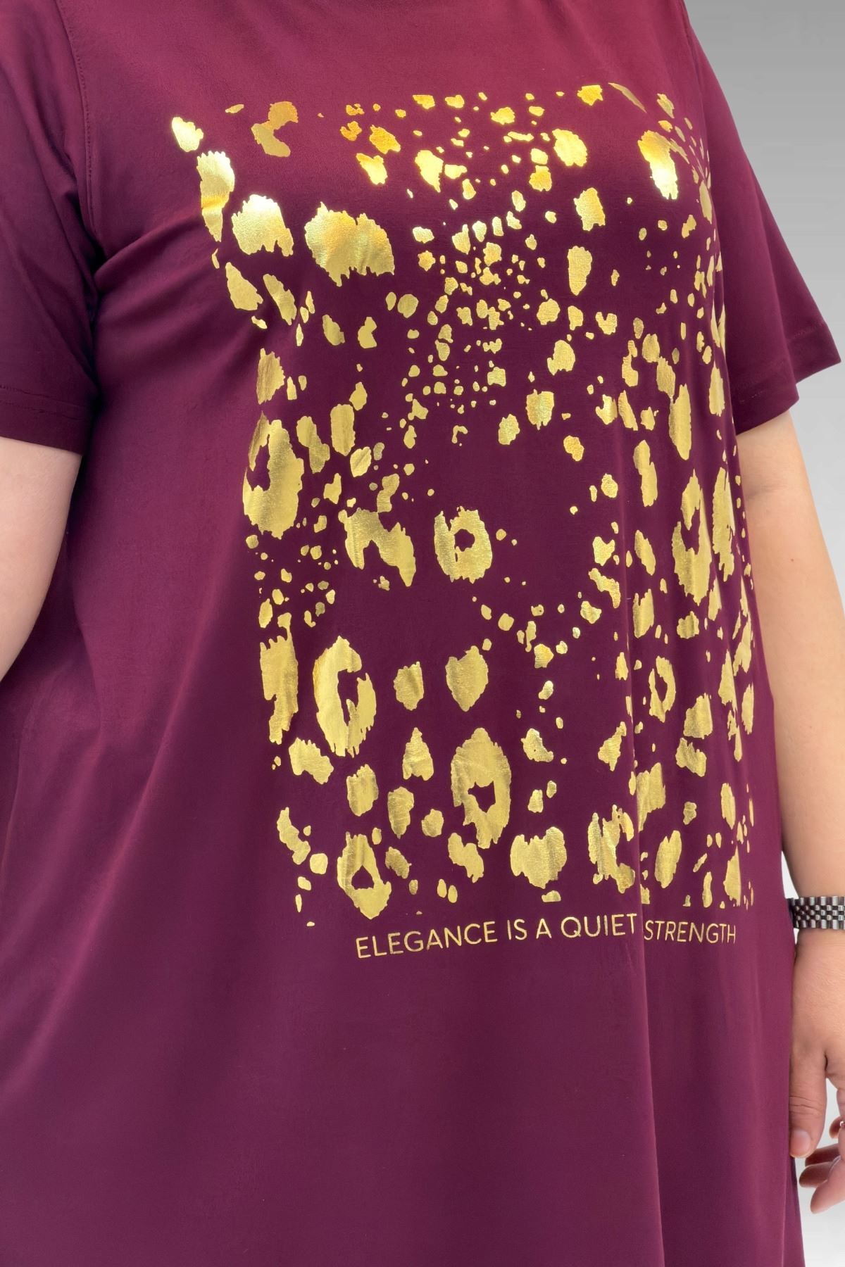 68502 Büyük Beden  Yakası Biyeli Önü Baskılı Penye Tişört - Bordo