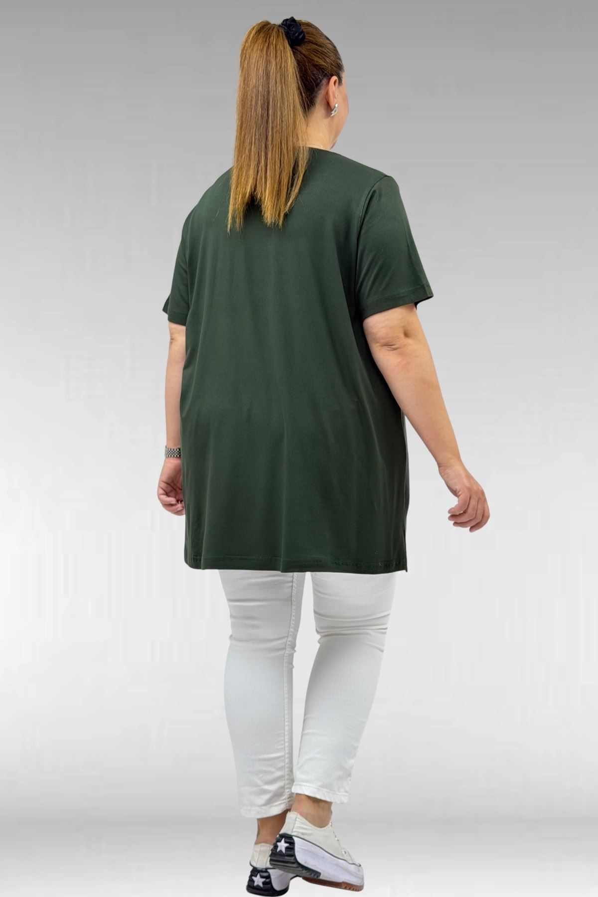 68503 Büyük Beden Yakası Biyeli Baskılı Penye Tişört - Haki