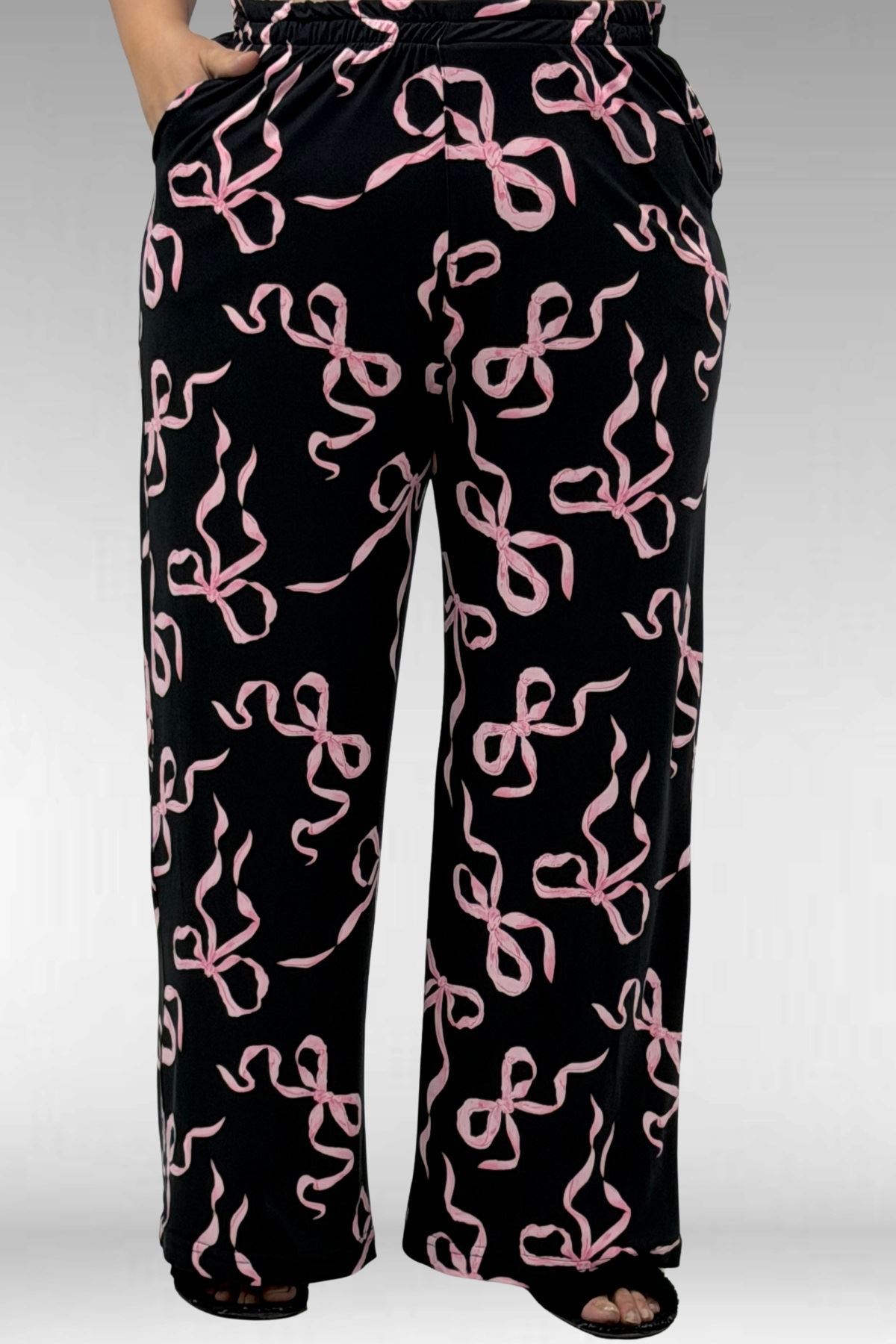 67802 Büyük Beden Yanı Yırtmaçlı Milan Pijama Takımı - Pembe Kurdele Desenli