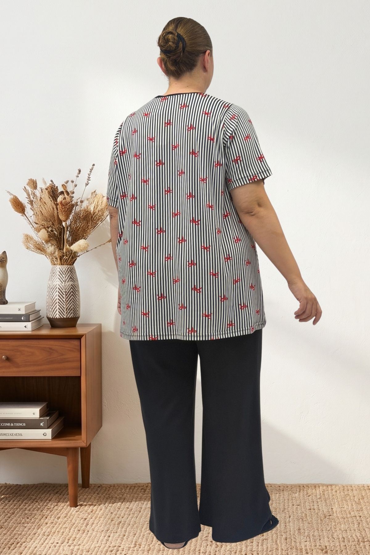 67809 Büyük Beden Üstü Desenli Kombinli Milan-Modal Pijama Takımı - Kırmızı Kurdele Desenli