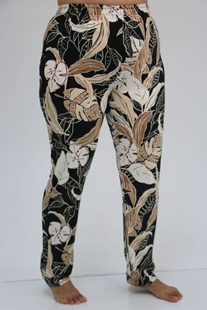 37801 Büyük Beden  Düğmeli Türlü Viskon Pijama Takımı - Siyah-Bej Yapraklı