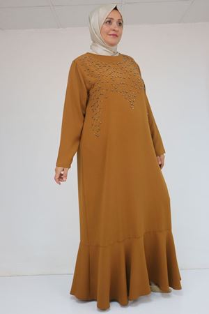 52025 Büyük Beden Etek Ucu Volanlı Taş Detaylı Elbise - Taba