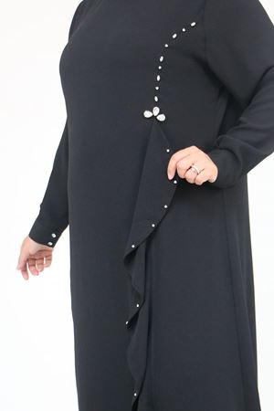 52016 Büyük Beden Önü Fırfırlı Taş Detaylı Krep Elbise - Siyah