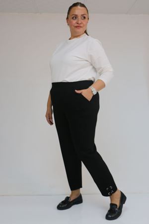 59012 Büyük Beden Paçasında Kuş Gözü Detaylı Modal Pantolon - Siyah