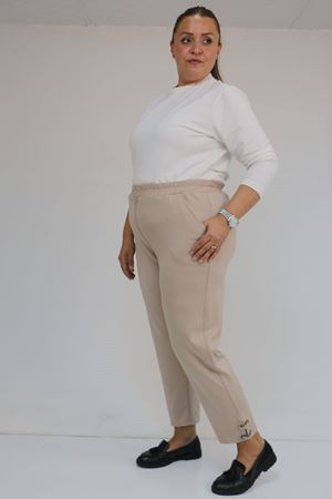 59012 Büyük Beden Paçasında Kuş Gözü Detaylı Modal Pantolon - Vizon