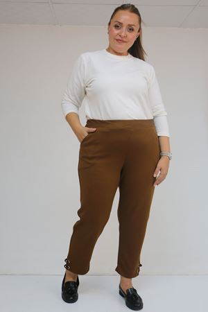 59012 Büyük Beden Paçasında Kuş Gözü Detaylı Modal Pantolon - Taba