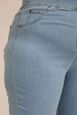 59033 Büyük Beden İspanyol Paça Aksesuar Detaylı Kot Pantolon - Buz Mavi