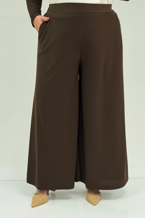 67004 Büyük Beden Önü Ve Arkası Pelerin Detaylı Sandy Pantolonlu Takım - Kahve