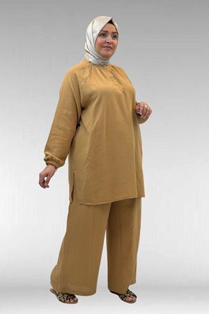 67039 Büyük Beden Yarım Patlı Sıfır Yaka Müslin Pantolonlu Takım - Bisküvi
