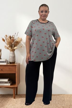 67809 Büyük Beden Üstü Desenli Kombinli Milan-Modal Pijama Takımı - Kırmızı Kurdele Desenli